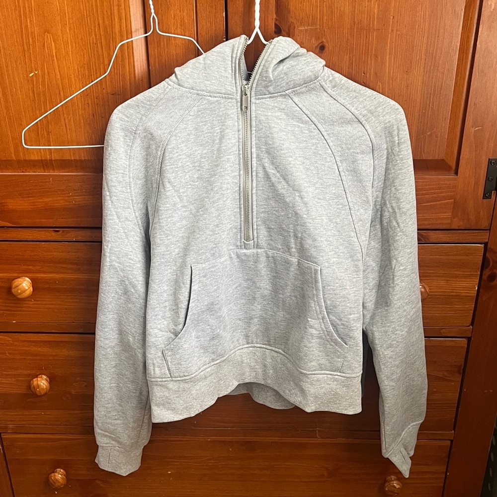 NWOT Gray Half-Zip small oversized women’s Sweater